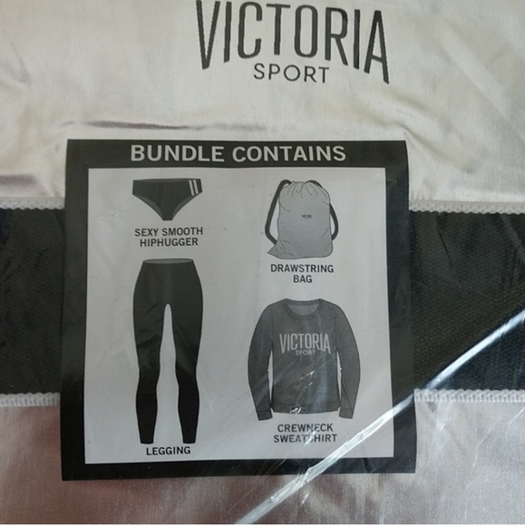 Victoria's Secret Limited Edition Sport Outfit Set - Picture 4 of 5